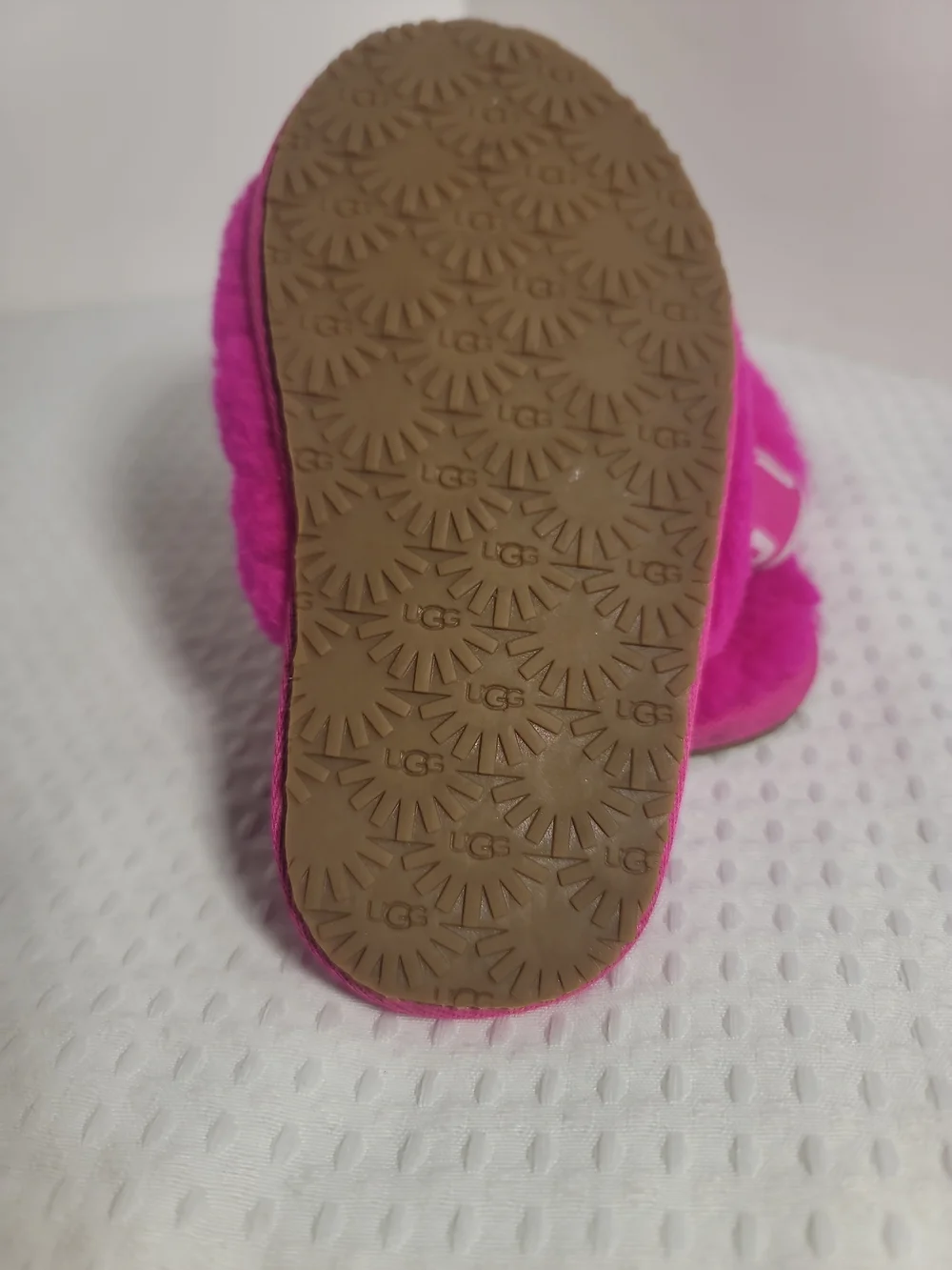 UGG Kids Fuchsia Fluff Slide Sandals